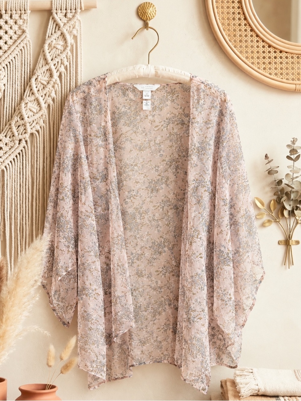 Lauren Conrad Floral Blush Kimono